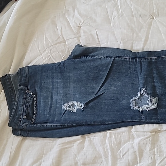 Torrid Denim distressed and studded jeans - Picture 2 of 4